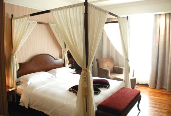 Master Suite Expansion Service